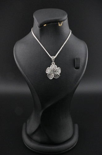 مدال سیاه قلم نقره