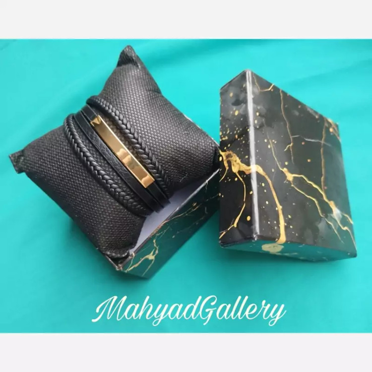 جعبه ساعتی بالش دار